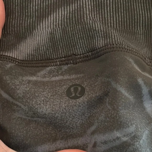 lululemon athletica Gray Leggings - Picture 3 of 5